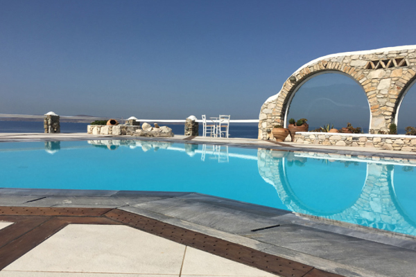 Poolside Mykonos, πισίνα στην περιοχή Κανάλια