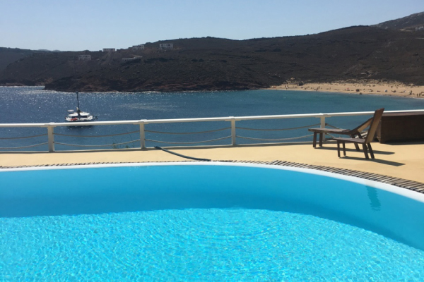Poolside Mykonos, πισίνα στην περιοχή Άγιος Σώστης