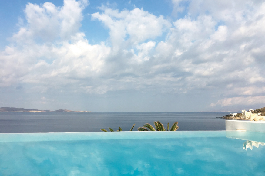Poolside Mykonos, πισίνα στην περιοχή Αλεόμανδρα