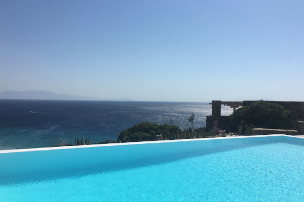 Poolside Mykonos, πισίνα στην περιοχή Ελιά